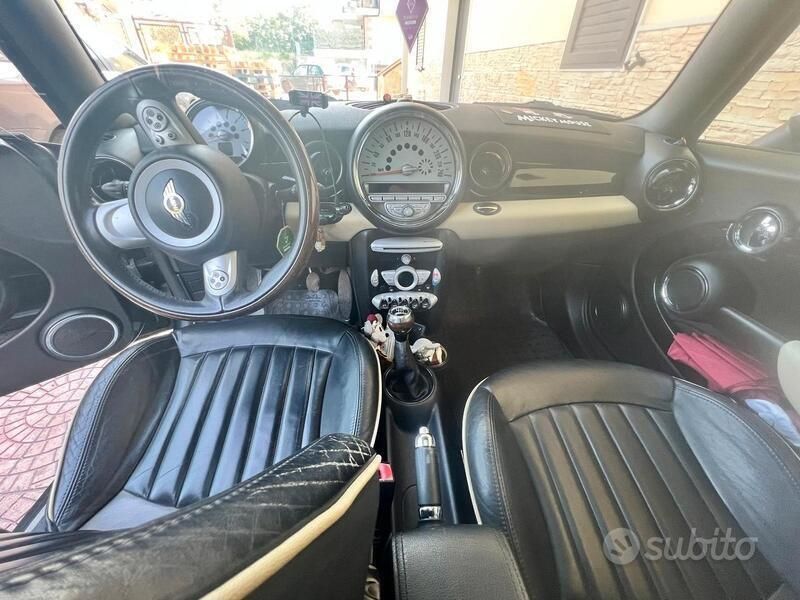 Usata Mini Clubman 109 CV (80 kW) 2009 Verde Station wagon