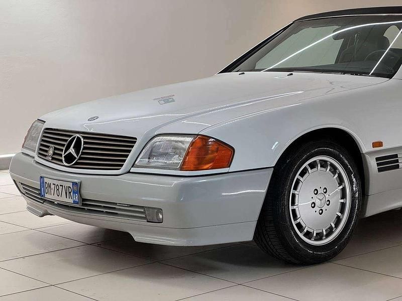 Usata Mercedes SL300 231 CV (169 kW) 1990 Bianco Cabrio