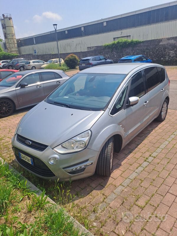 Usata Ford S-MAX Titanium 163 CV (119 kW) 2013 Grigio Monovolume
