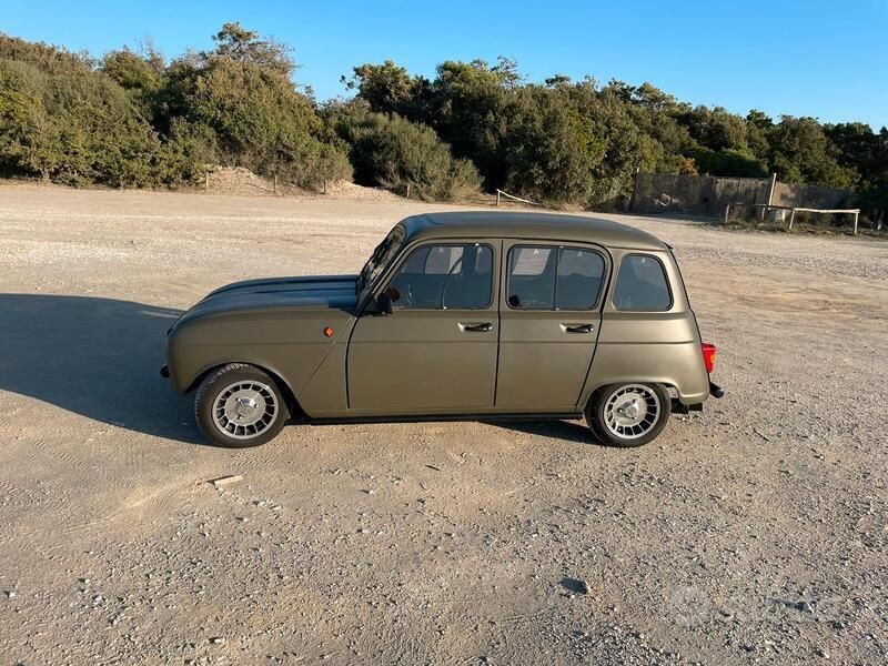 Usata Renault R4 33 CV (24 kW) 1989 Verde Utilitaria