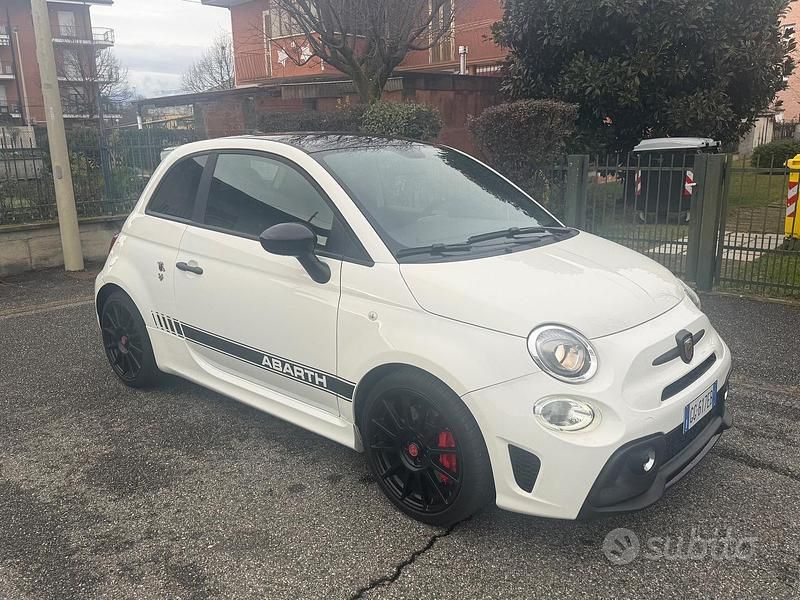 Usata Abarth 595 Esseesse 180 CV (132 kW) 2021 Bianco Berlina