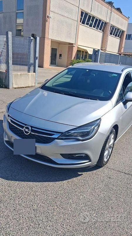 Usata Opel Astra 110 CV (80 kW) 2019 Grigio Berlina