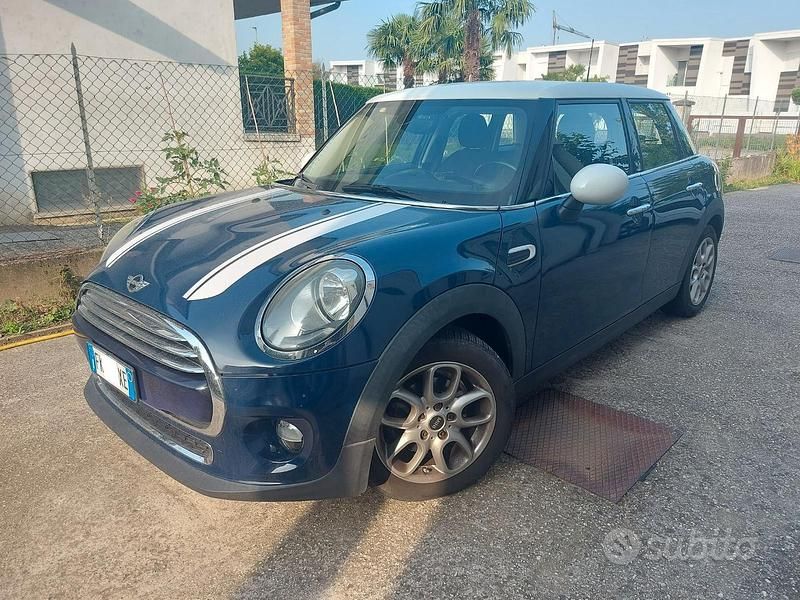 Occasion Mini Cooper 116 ch (85 kW) 2017 Bleue Citadine