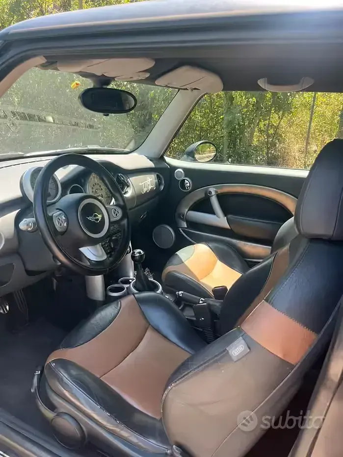 Usata Mini John Cooper Works 211 CV (155 kW) 2005 Nero Utilitaria