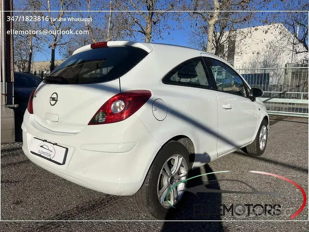 Usata Opel Corsa 85 CV (62 kW) 2014 Bianco Utilitaria