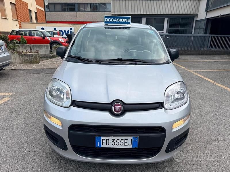 Usata Fiat Panda Easy 69 CV (50 kW) 2016 Grigio Utilitaria