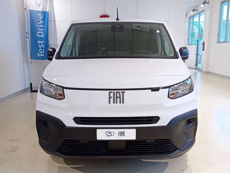 Nuova Fiat Doblò 101 CV (74 kW) 2025 Bianco Monovolume