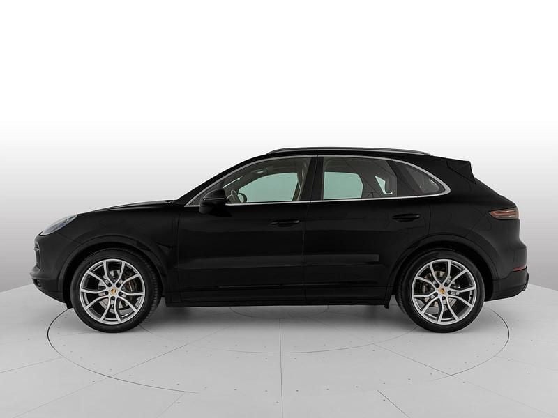 Usata Porsche Cayenne 340 CV (250 kW) 2018 Nero jet metallizzato/nero jet metallizzato SUV
