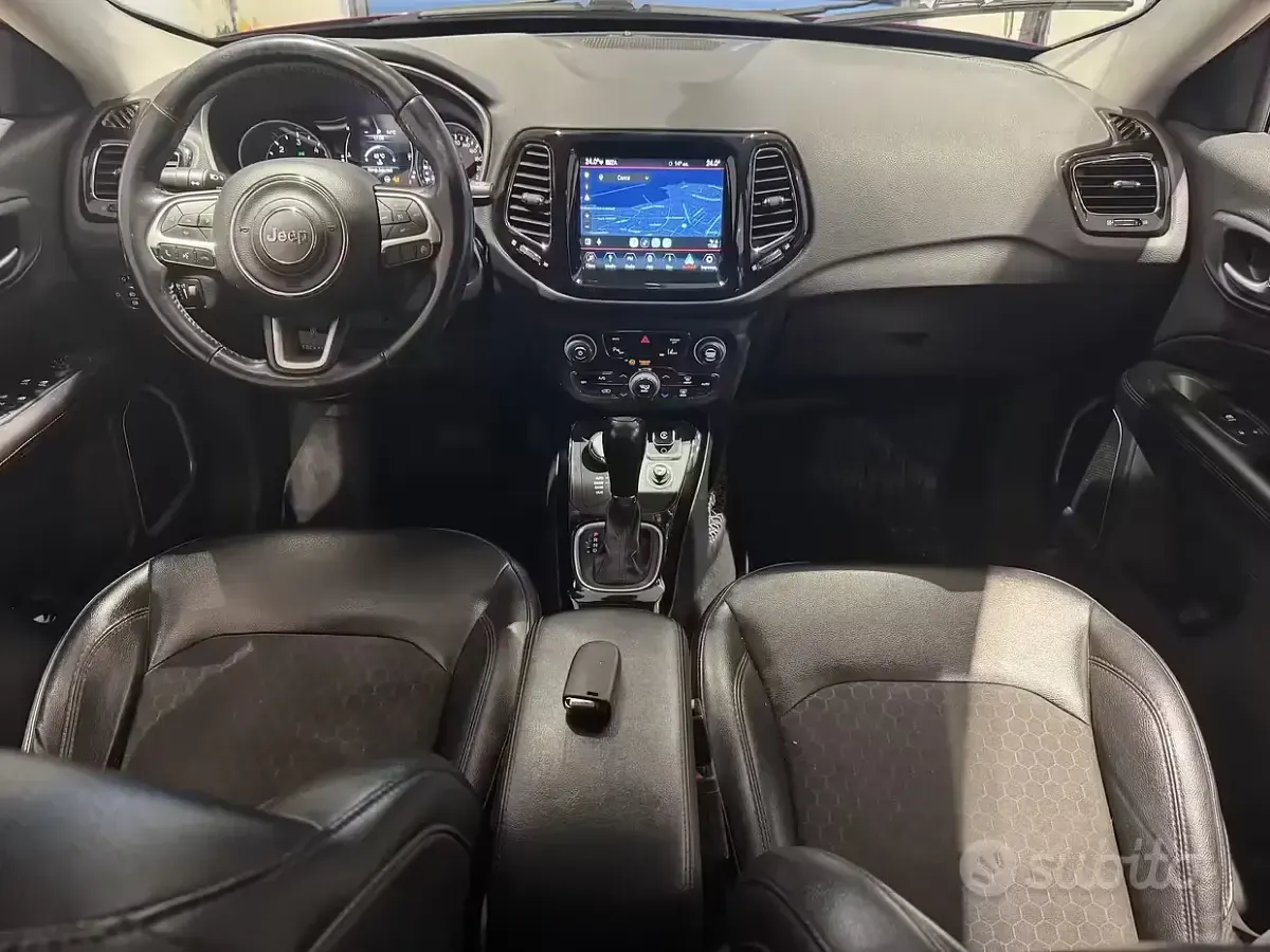 Usata Jeep Compass Night Eagle 140 CV (102 kW) 2019 Rosso SUV