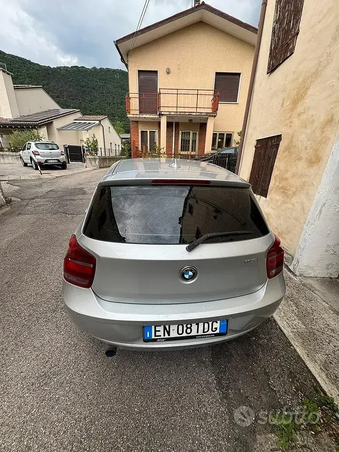 Usata BMW 116 136 CV (100 kW) 2012 Grigio Utilitaria