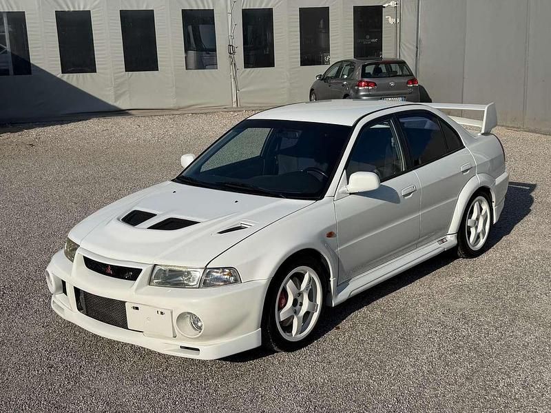 Usata Mitsubishi Lancer 280 CV (205 kW) 2000 Bianco Berlina