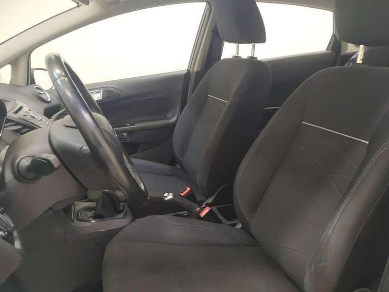 Usata Ford Fiesta 80 CV (58 kW) 2016 Nero Utilitaria