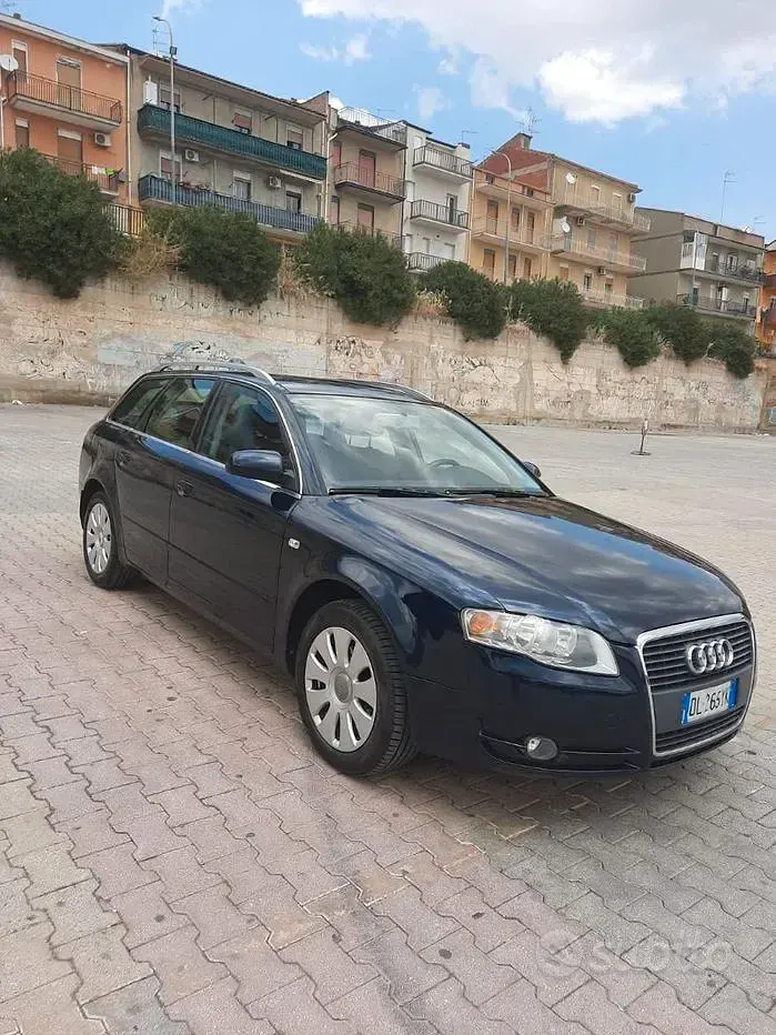 Usata Audi A4 116 CV (85 kW) 2008 Blu Station wagon