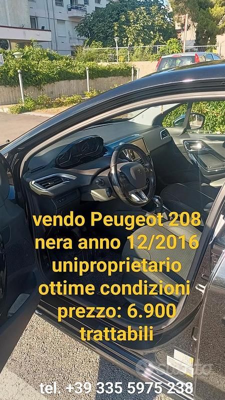 Usata Peugeot 208 82 CV (60 kW) 2016 Nero Utilitaria