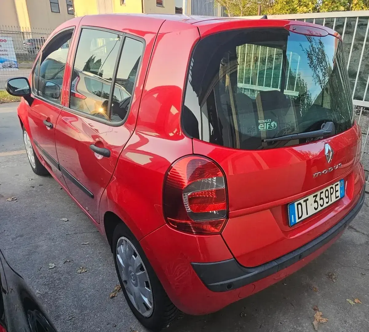 Usata Renault Modus 74 CV (54 kW) 2009 Rosso Monovolume