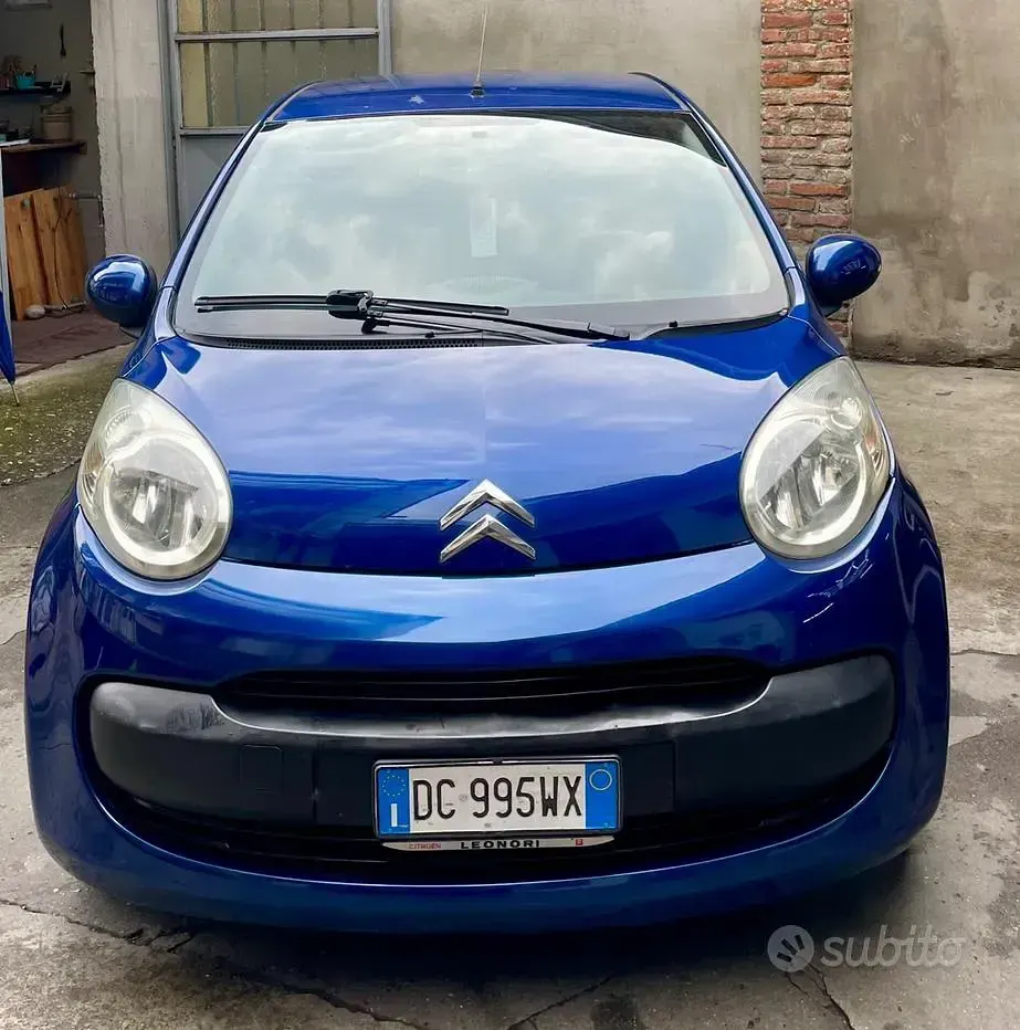 Begagnad Citroën C1 68 HK (50 kW) 2008 Blå Halvkombi