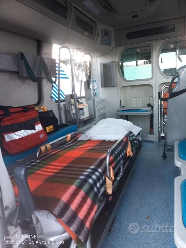 Bianco Usata 2006 Fiat Ducato Furgone | 4500 € (Buon prezzo) - Immagine 1/4