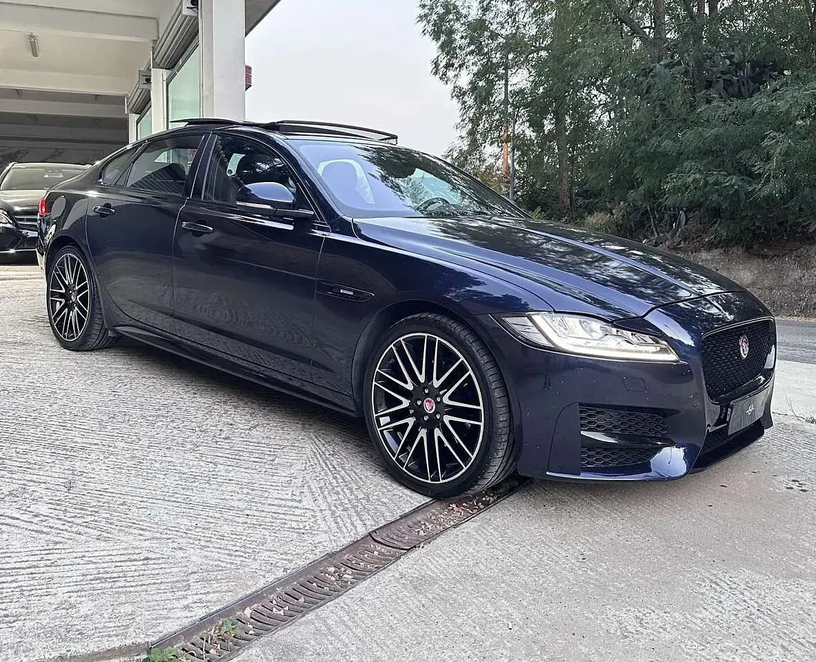 Usata Jaguar XF R-Sport 179 CV (131 kW) 2016 Other Berlina