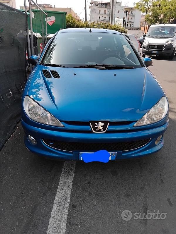 Usata Peugeot 206 68 CV (50 kW) 2005 Utilitaria
