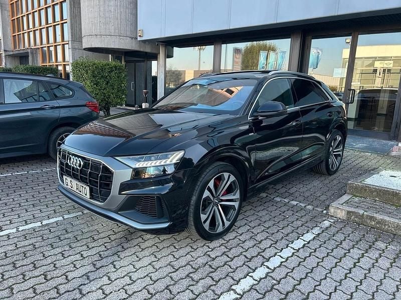 Usata Audi Q8 S-Line 286 CV (210 kW) 2018 Nero SUV