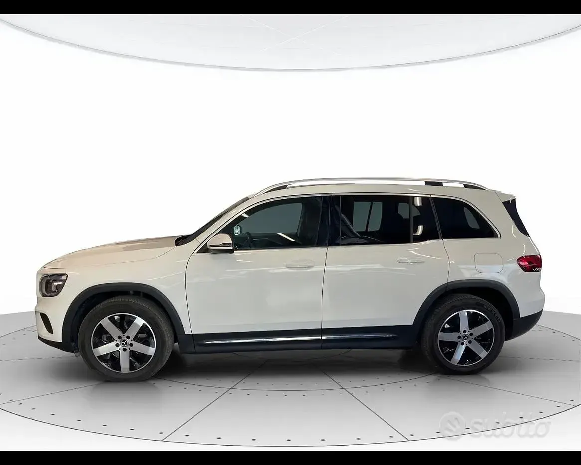 Usata Mercedes GLB220 190 CV (139 kW) 2021 Bianco SUV