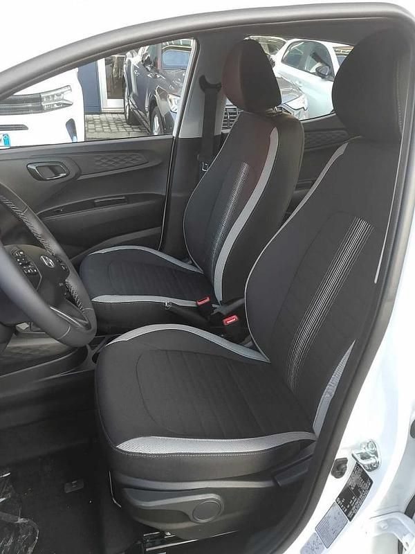 Nuova Hyundai i10 63 CV (46 kW) 2025 Bianco Utilitaria