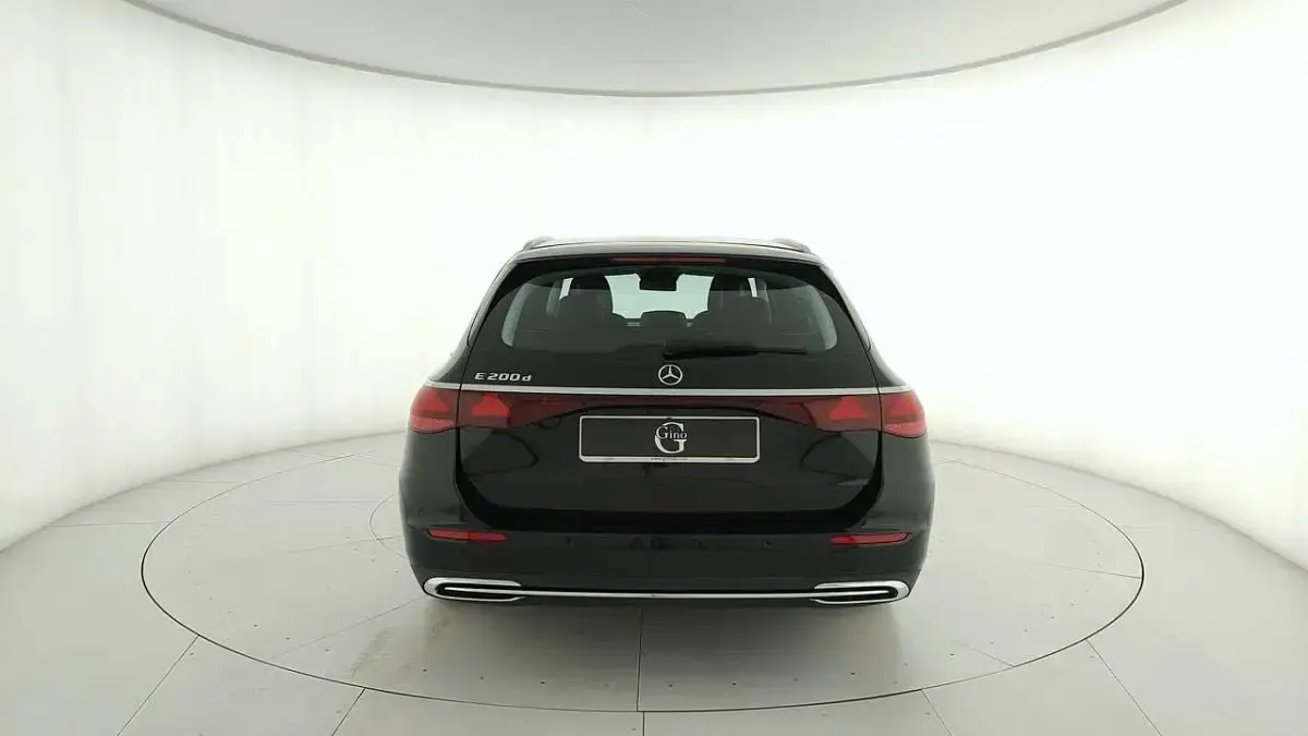Usata Mercedes E200 Advanced 163 CV (119 kW) 2025 Nero ossidiana Station wagon