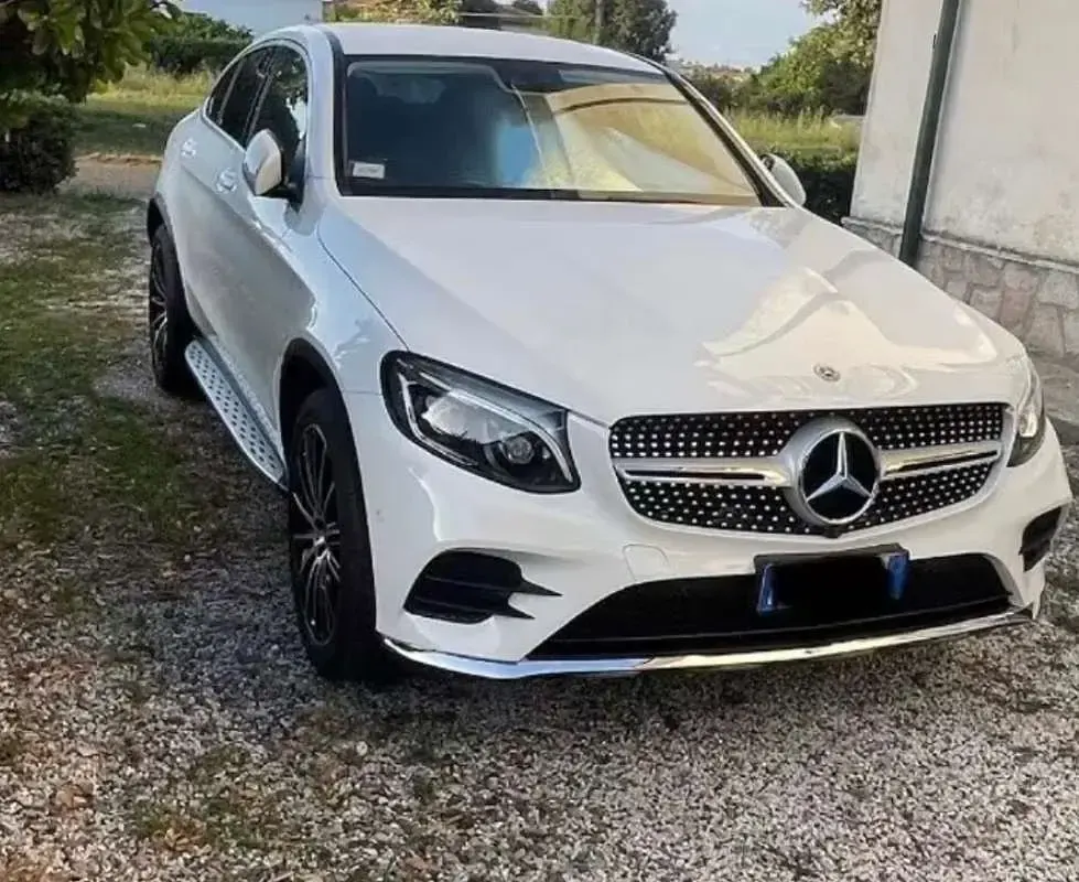 Usata Mercedes GLC250 Premium 204 CV (150 kW) 2018 Bianco Coupé