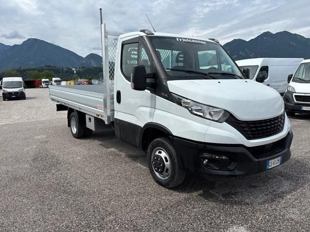 Usata Iveco Daily 2021 Bianco