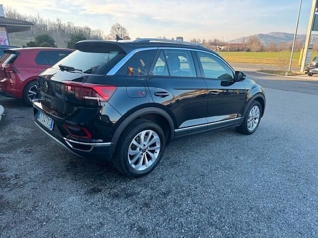 Usata VW T-Roc Style 115 CV (84 kW) 2025 Nero SUV