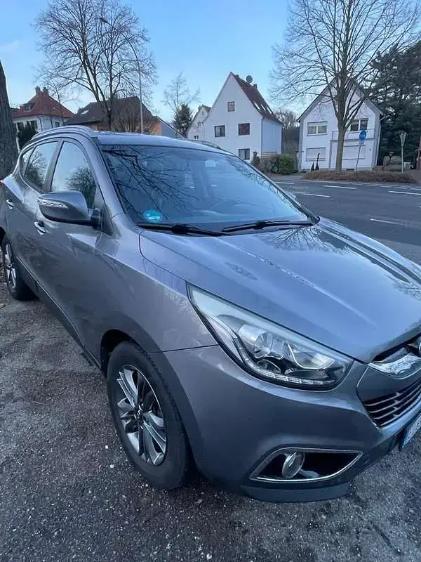 Käytetty Hyundai ix35 Xpossible 116 HP (85 kW) 2014 Harmaa Katumaasturi