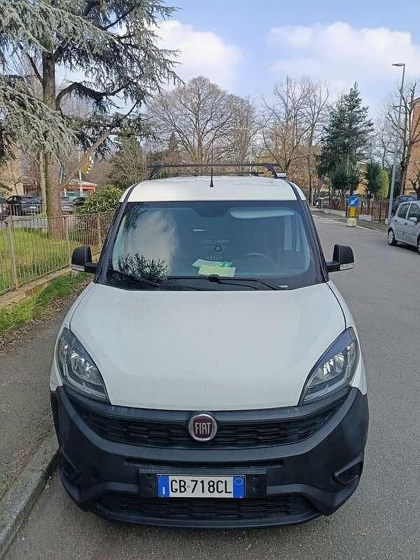 Usata Fiat Doblò Dynamic 101 CV (74 kW) 2004 Monovolume