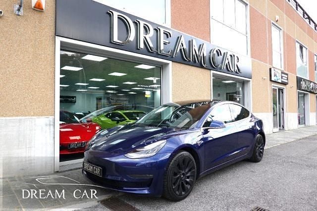 Usata Tesla Model 3 Long Range AWD 366 kW (498 CV) 2020 Blu metallizzato Berlina