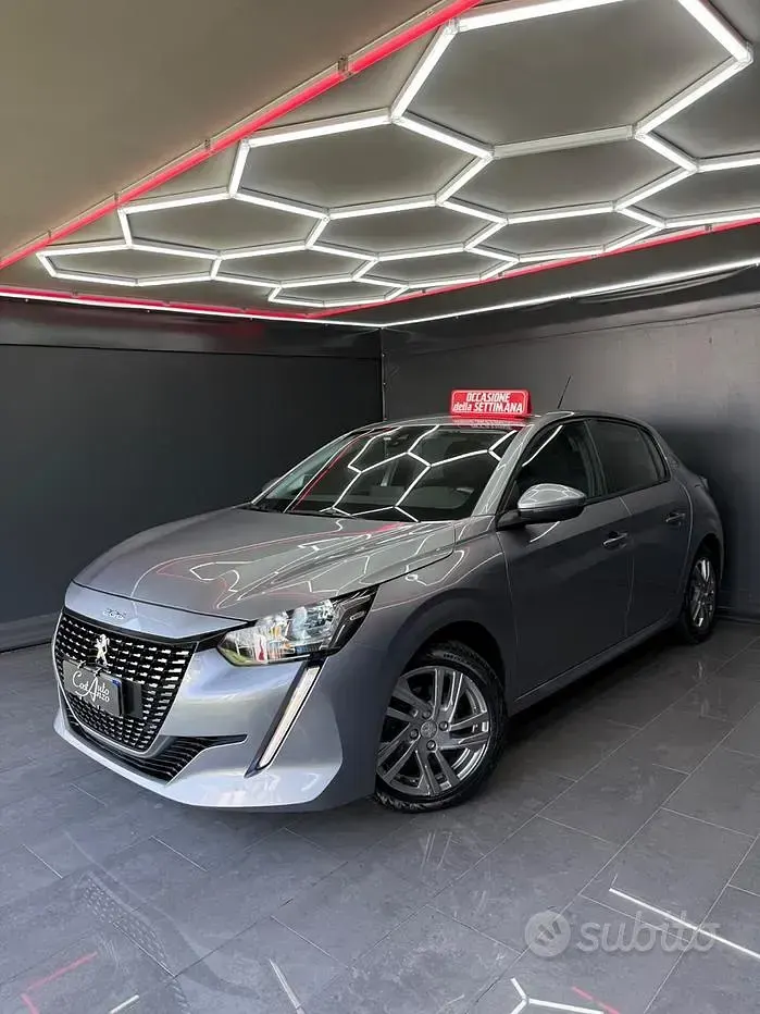 Usata Peugeot 208 Allure 75 CV (55 kW) 2020 Grigio Utilitaria