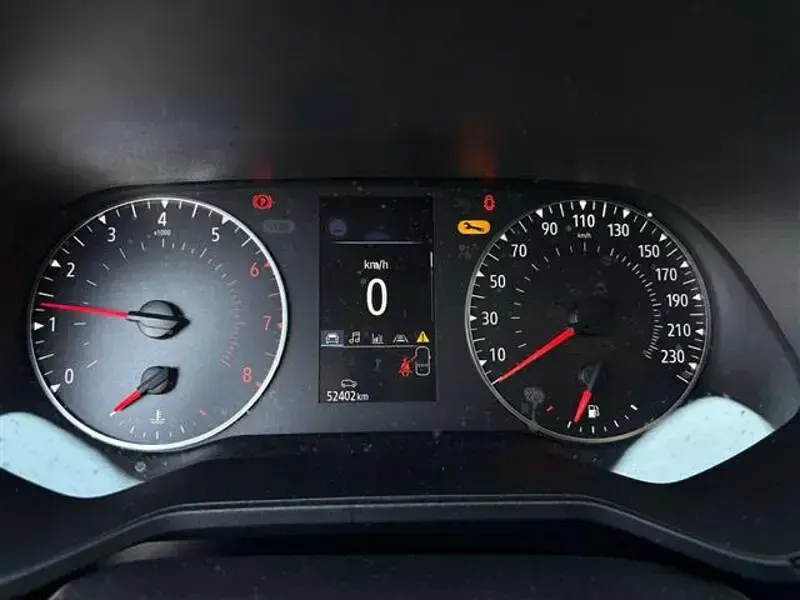 Usata Renault Clio Equilibre 2023 Rosso Utilitaria