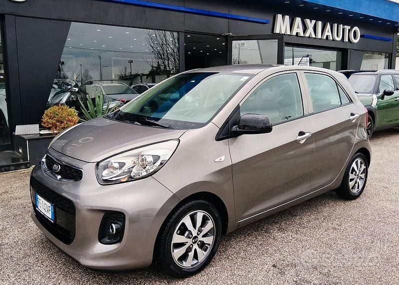 Occasion Kia Picanto 66 ch (48 kW) 2016 Beige Citadine