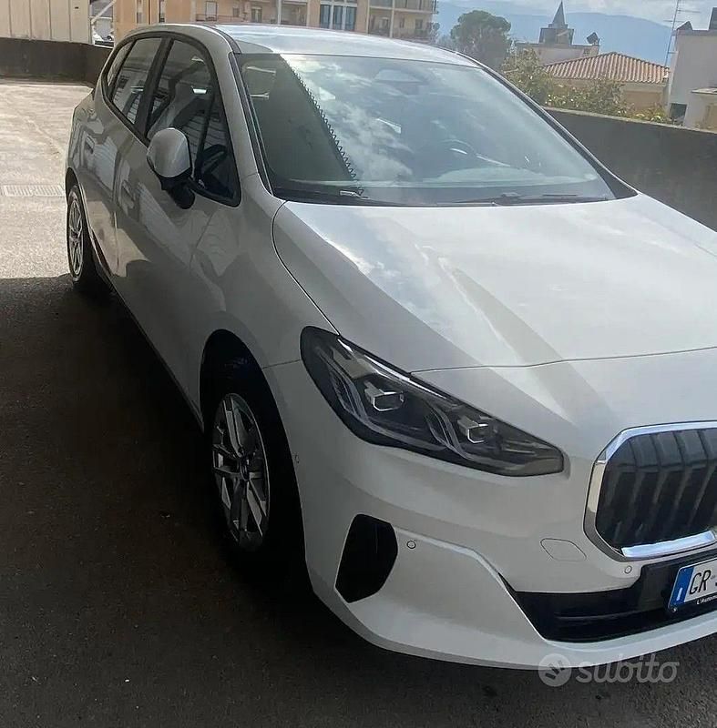 Usata BMW 216 Active Tourer 122 CV (89 kW) 2023 Bianco Monovolume