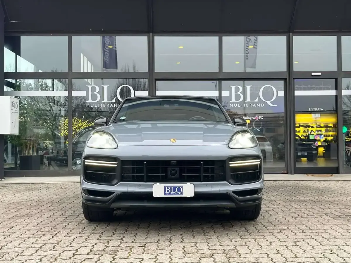 Usata Porsche Cayenne Turbo GT 640 CV (470 kW) 2021 Grigio artico SUV