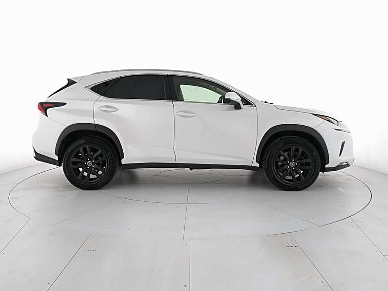 Usata Lexus NX300h Business Edition 155 CV (114 kW) 2020 Bianco SUV