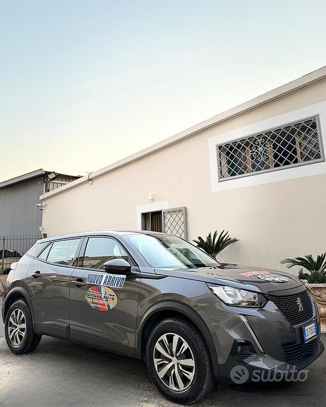 Usata Peugeot 2008 110 CV (80 kW) 2021 Grigio SUV