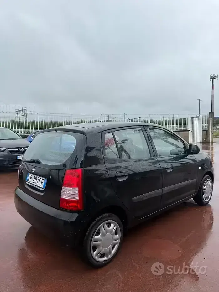 Gebraucht Kia Picanto 61 PS (44 kW) 2005 Schwarz Kleinwagen