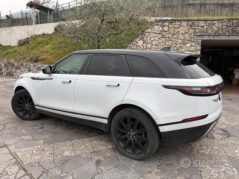 Usata Land Rover Range Rover Velar R-Dynamic 241 CV (177 kW) 2019 Bianco SUV