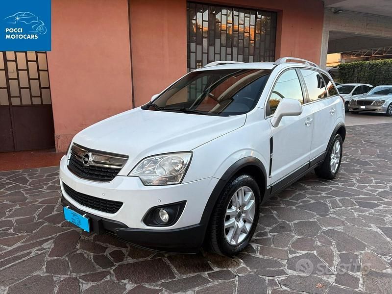 Bianco Usata 2012 Opel Antara Cosmo SUV | 4500 € (Buon prezzo) - Immagine 1/4