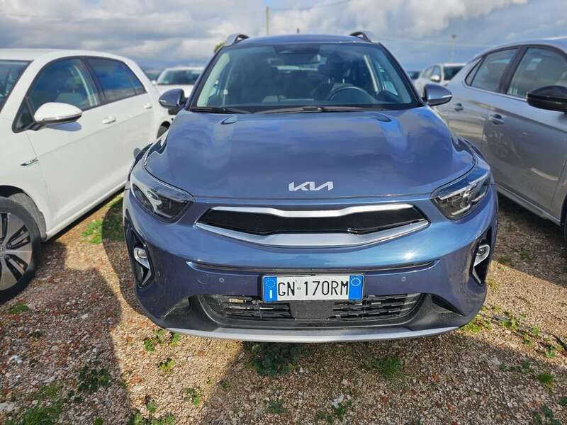 Usata Kia Stonic 120 CV (88 kW) 2023 Grigio SUV