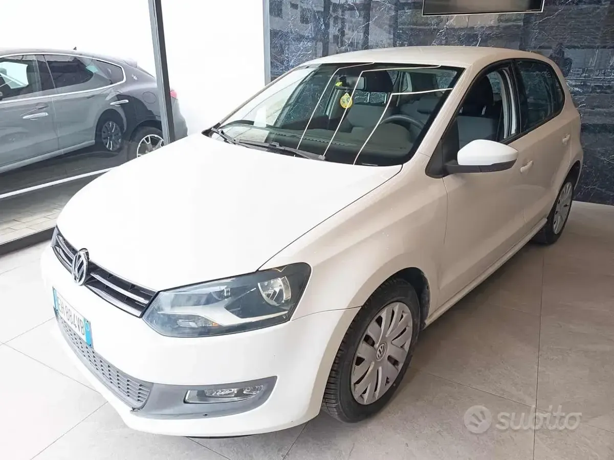 Usata VW Polo Comfortline 70 CV (51 kW) 2011 Bianco Utilitaria
