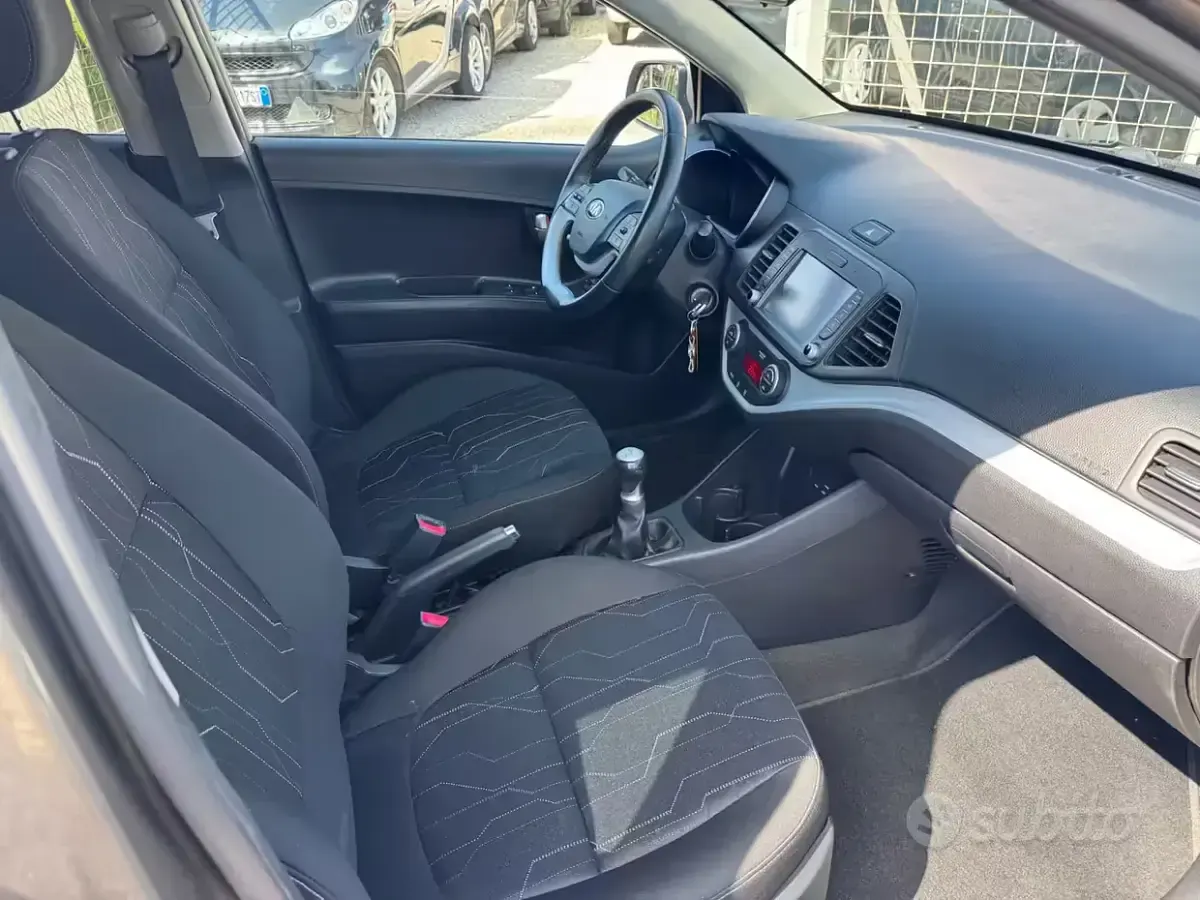 Usata Kia Picanto 67 CV (49 kW) 2017 Marrone Utilitaria