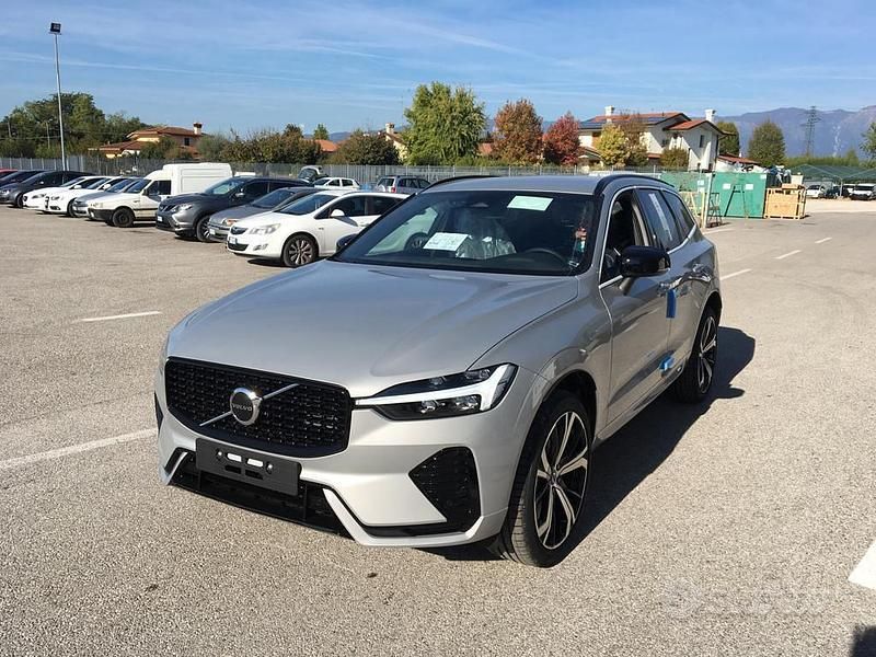 Usata Volvo XC60 R-Design 2021 Grigio SUV