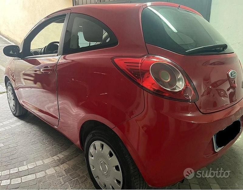 Usata Ford Ka Titanium 69 CV (50 kW) 2017 Berlina