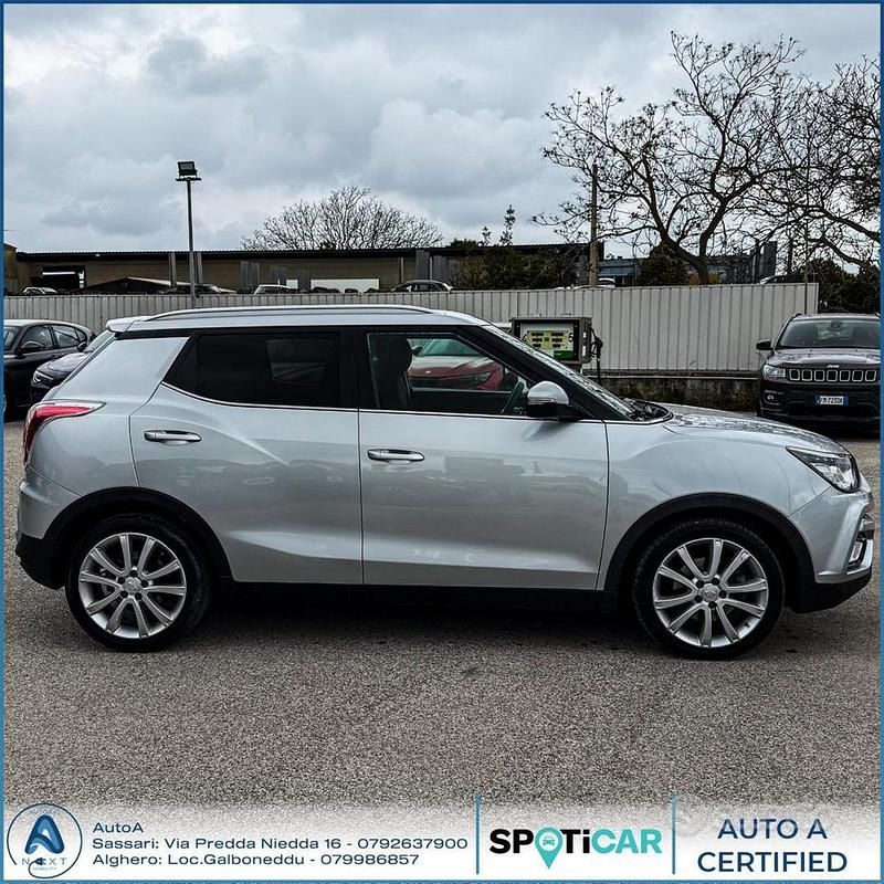 Usata SsangYong Tivoli 116 CV (85 kW) 2018 Grigio SUV