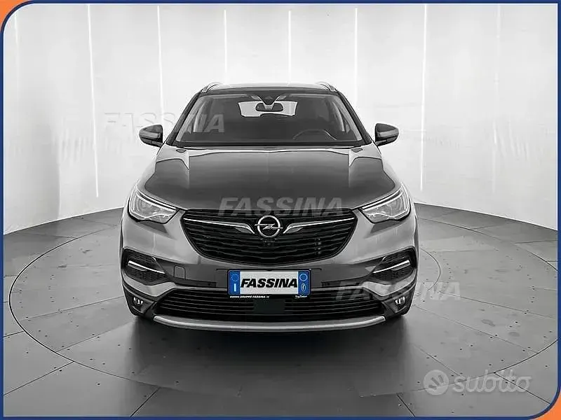 Usata Opel Grandland X Innovation 120 CV (88 kW) 2017 Grigio SUV
